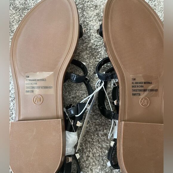 A New Day Sandals Astrid Studded Strappy Gladiator Black Womens - Picture 4 of 4